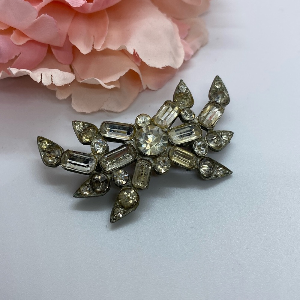 Unique Vintage Silver Rhinestone Brooch